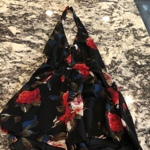 HALTER NECK FLORAL ROMPER